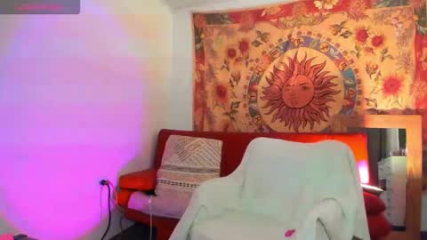 demeter__ online show from January 2026 01:10:02 AM