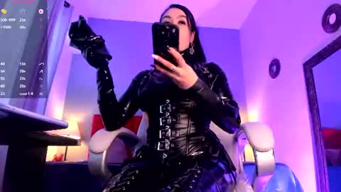 Demetria online show from July 2026 01:28:01 PM