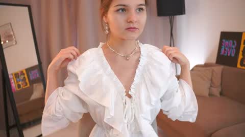 Hi my name is Sari nice to see you in my Room online show from June 2026 04:12:02 AM
