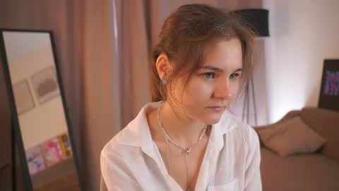 Hi my name is Sari nice to see you in my Room online show from July 2026 04:19:01 AM