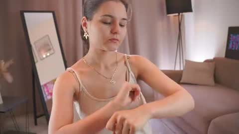 Hi my name is Sari nice to see you in my Room online show from July 2026 04:07:02 AM