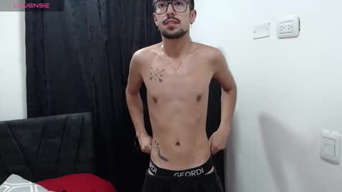 Snapshot of demian_val_4 chatting on February 2026 12:01:02 PM demian_val_4 online show from February 2026 12:01:02 PM