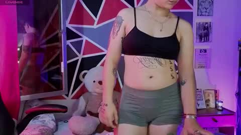 DEMI online show from February 2026 07:21:02 PM