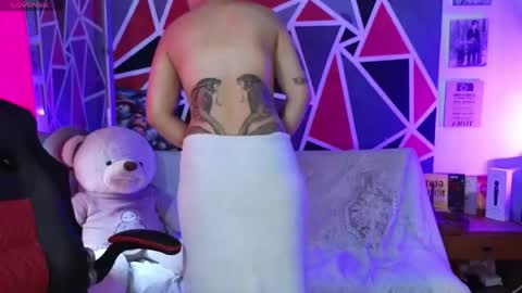 DEMI online show from April 2026 05:58:01 PM