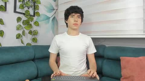Snapshot of demon_foxx chatting on April 2026 02:10:02 PM online show from April 2026 02:10:02 PM