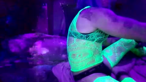 Snapshot of demondelight666 chatting on December 2025 01:19:01 PM Demondelight666 online show from December 2025 01:19:01 PM