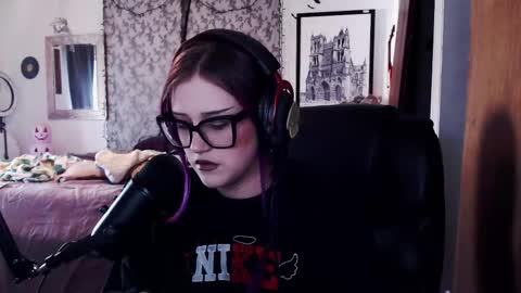 Snapshot of demongf chatting on November 2025 09:36:02 PM Demoness Mina online show from November 2025 09:36:02 PM