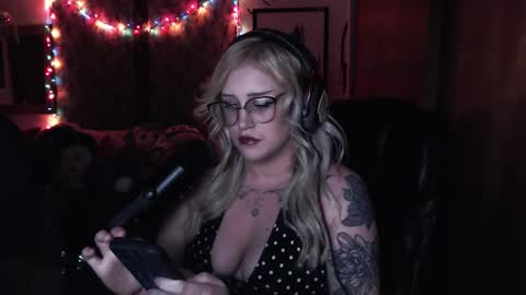 Snapshot of demongf chatting on January 2026 04:04:02 AM Demoness Mina online show from January 2026 04:04:02 AM