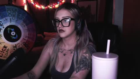 Snapshot of demongf chatting on May 2026 04:40:01 AM Demoness Mina online show from May 2026 04:40:01 AM