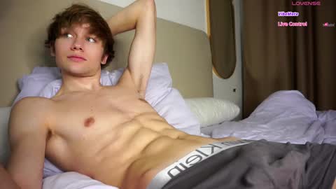 Dave19  online show from December 2024 12:57:02 AM