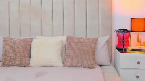 Snapshot of demyrose chatting on January 2025 04:14:02 AM DEMY online show from January 2025 04:14:02 AM