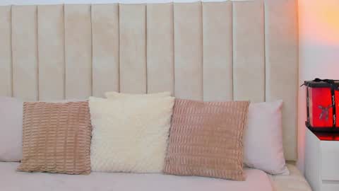 Snapshot of demyrose chatting on January 2025 03:22:02 AM DEMY online show from January 2025 03:22:02 AM