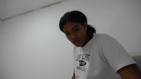 Snapshot of dena_k_ chatting on February 2025 01:06:01 PM Dena k s online show from February 2025 01:06:01 PM