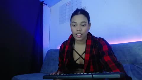 Snapshot of dena_k_ chatting on October 2025 10:35:02 AM Dena k s online show from October 2025 10:35:02 AM