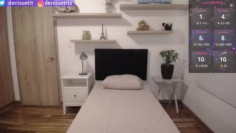    online show from October 2025 08:28:01 PM