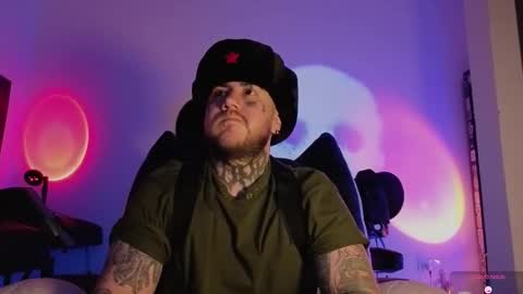 Snapshot of denjig chatting on January 2026 01:09:02 AM Oliver online show from January 2026 01:09:02 AM