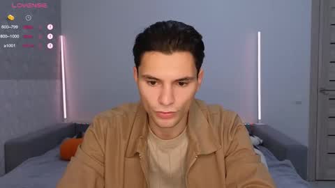 Den online show from November 2025 09:22:01 AM