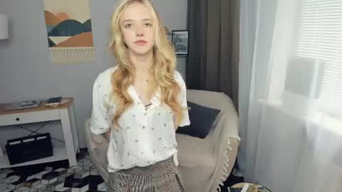 Denna online show from July 2026 10:17:02 AM