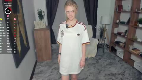 Denna online show from July 2026 09:06:02 PM