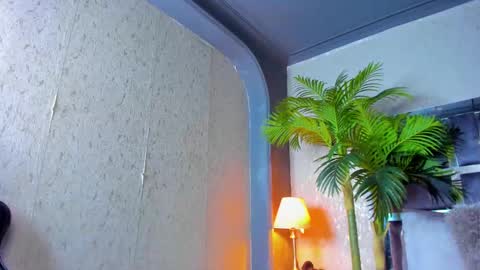 dennis_cox_ online show from March 2025 04:51:02 PM