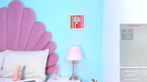 Denis online show from November 2025 08:09:02 PM