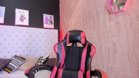 dennyzeans online show from February 2026 11:18:01 AM