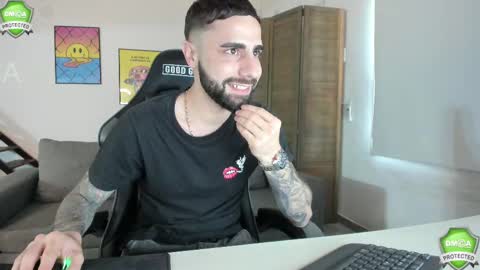 Snapshot of denonasd3 chatting on October 2025 09:25:02 PM denonasd3 online show from October 2025 09:25:02 PM