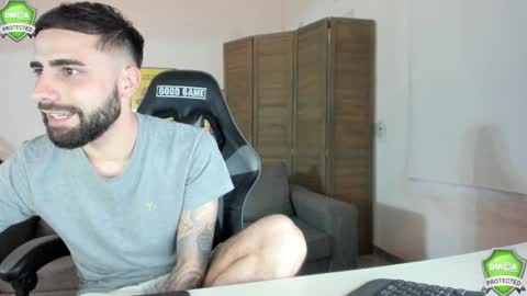 Snapshot of denonasd3 chatting on October 2025 09:46:02 PM denonasd3 online show from October 2025 09:46:02 PM