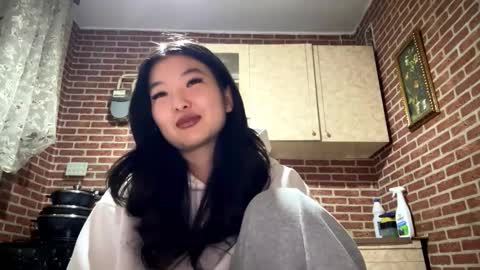 Emma online show from February 2026 02:10:01 PM