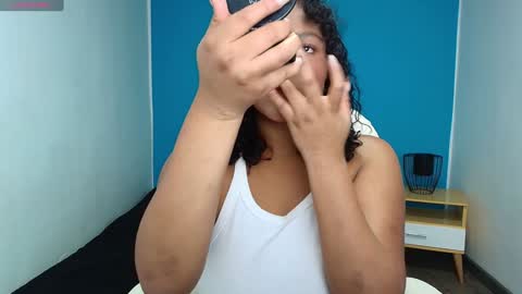 Snapshot of dephne_ chatting on December 2024 12:34:01 PM Dephne online show from December 2024 12:34:01 PM