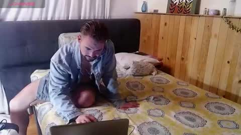 Snapshot of dereck_mills3 chatting on January 2026 03:22:01 AM Dereck Mills3 online show from January 2026 03:22:01 AM