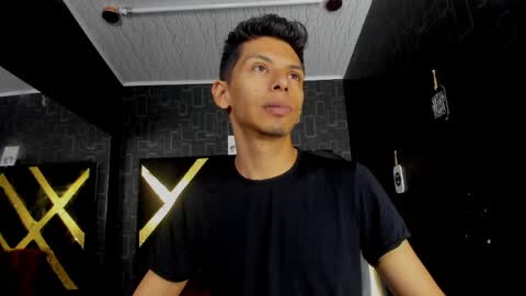 Dereck online show from May 2026 01:06:01 PM