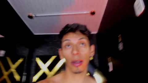 Dereck online show from June 2026 02:33:01 PM