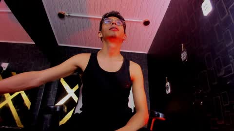 Dereck online show from June 2026 02:00:02 PM