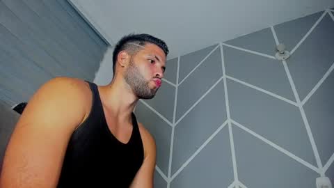 dereckhardd online show from July 2026 01:21:01 AM