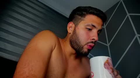 dereckhardd online show from July 2026 04:54:01 AM