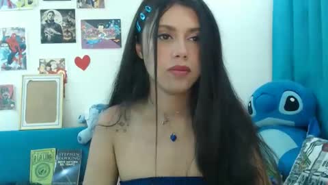 derek_44 online show from April 2026 11:57:01 PM