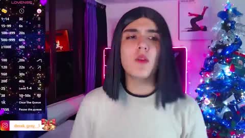 Derek independent online show from December 2024 11:10:02 PM