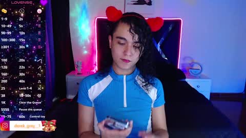 Snapshot of derek_greyy_ chatting on January 2025 11:27:02 PM derek grey online show from January 2025 11:27:02 PM
