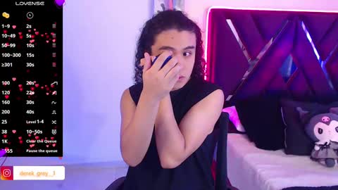 Snapshot of derek_greyy_ chatting on February 2025 03:59:01 PM derek grey online show from February 2025 03:59:01 PM