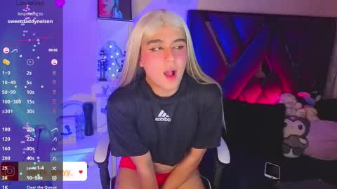 Snapshot of derek_greyy_ chatting on November 2025 11:26:02 PM derek grey online show from November 2025 11:26:02 PM