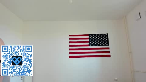 Snapshot of derek_shameless chatting on October 2025 12:01:02 PM Derek online show from October 2025 12:01:02 PM