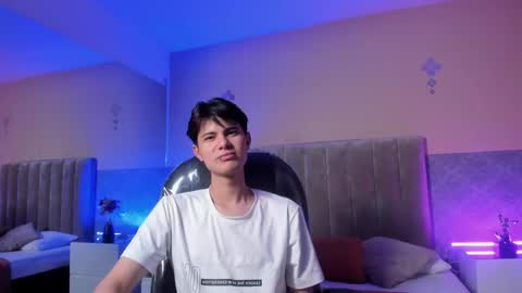 derek_sinn online show from March 2026 03:10:01 AM