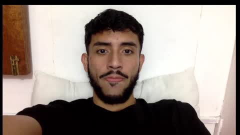 Snapshot of derek_smiith chatting on February 2025 05:30:01 AM Derek smiith online show from February 2025 05:30:01 AM