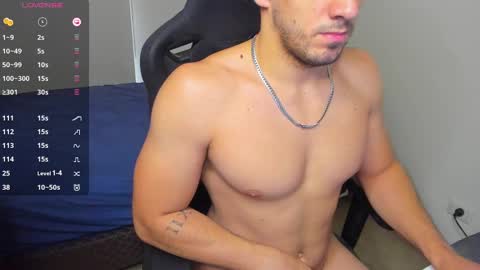 Snapshot of derekcb chatting on March 2025 12:32:02 PM Derekcb online show from March 2025 12:32:02 PM