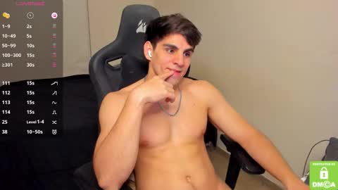 Snapshot of derekcb chatting on September 2025 02:22:02 AM Derekcb online show from September 2025 02:22:02 AM