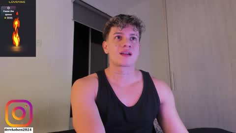 Derek  IG Derekolsen2024 online show from November 2025 02:44:01 AM