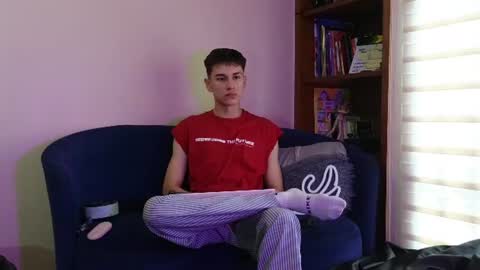 Derek online show from July 2026 09:35:02 PM