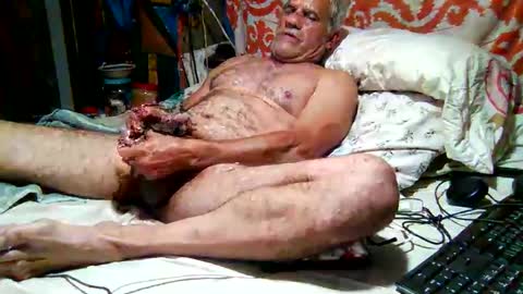 derick1961 online show from November 2025 07:09:02 AM