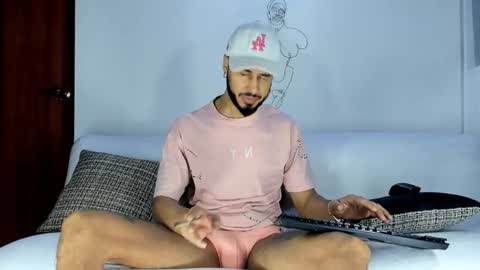 Snapshot of derrymaster chatting on January 2026 01:51:01 AM JhimyMaster online show from January 2026 01:51:01 AM